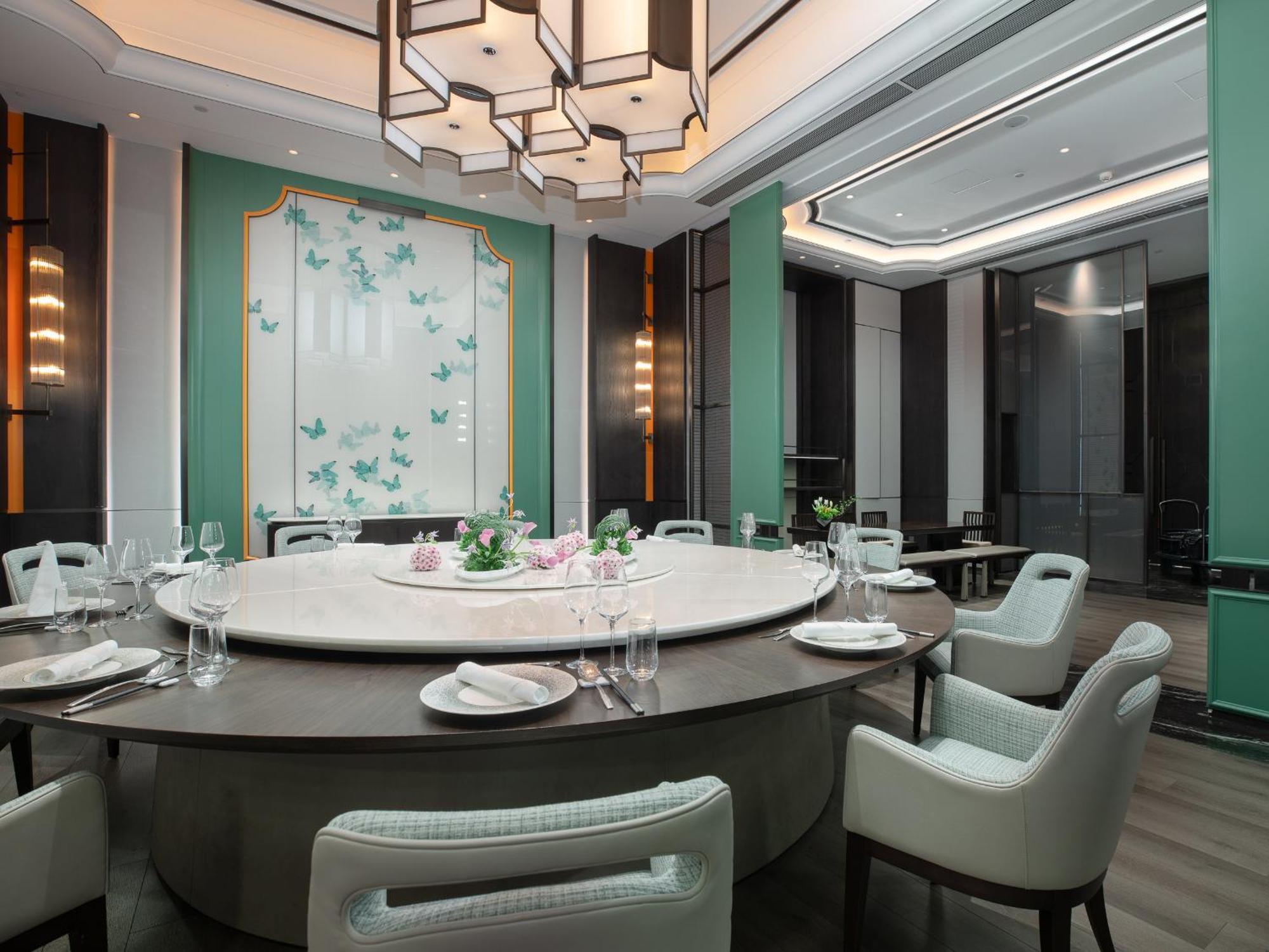 Kingdom Hotel Yiwu  Exterior photo